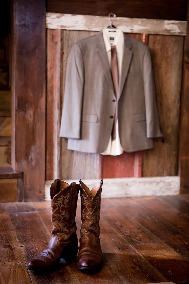 Can You Wear Cowboy Boots With A Suit?