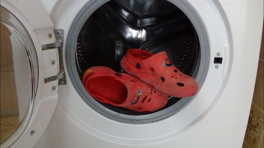 Can You Put Crocs on Washing Machine?